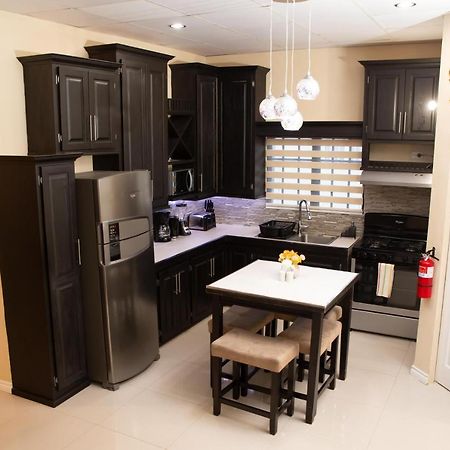 Stacys Place #2 2 Bedroom Apartment Port of Spain Bagian luar foto