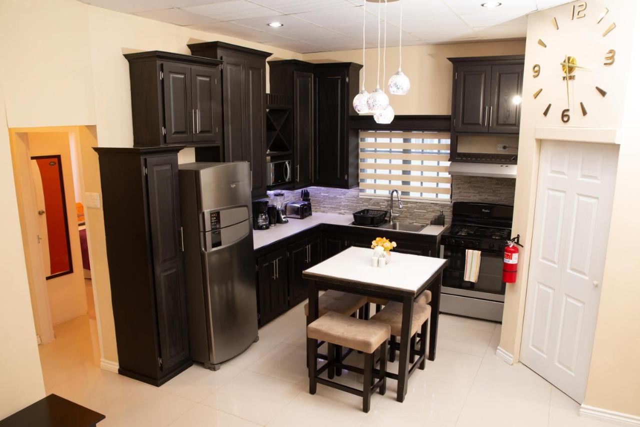 Stacys Place #2 2 Bedroom Apartment Port of Spain Bagian luar foto